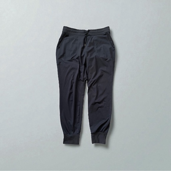 Athleta woman jogger M - Picture 1 of 3